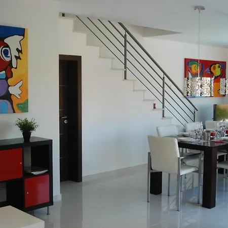 Villa Exclusieve Met Zeezicht En Privezwembad In Atalaia 'villa Salvatore' Lourinha (Lisbon)