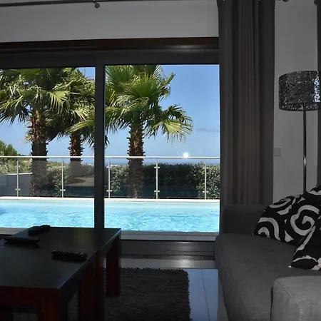 Exclusieve Met Zeezicht En Privézwembad In Atalaia *