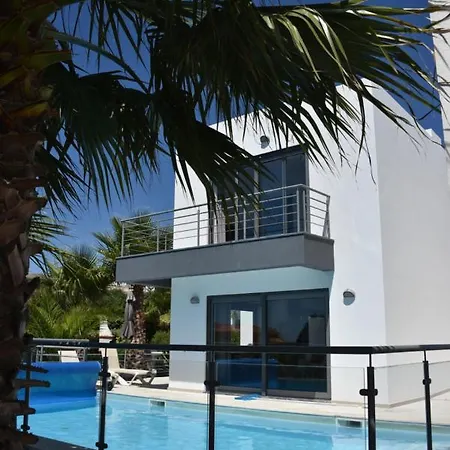 Villa Exclusieve Met Zeezicht En Privezwembad In Atalaia 'villa Salvatore'