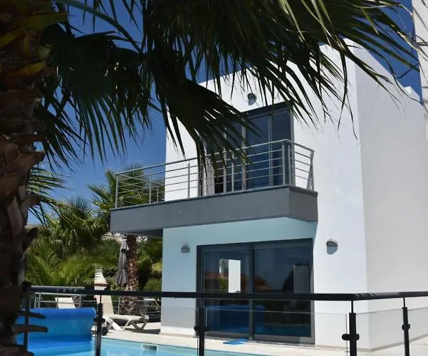 Villa Exclusieve Met Zeezicht En Privézwembad In Atalaia