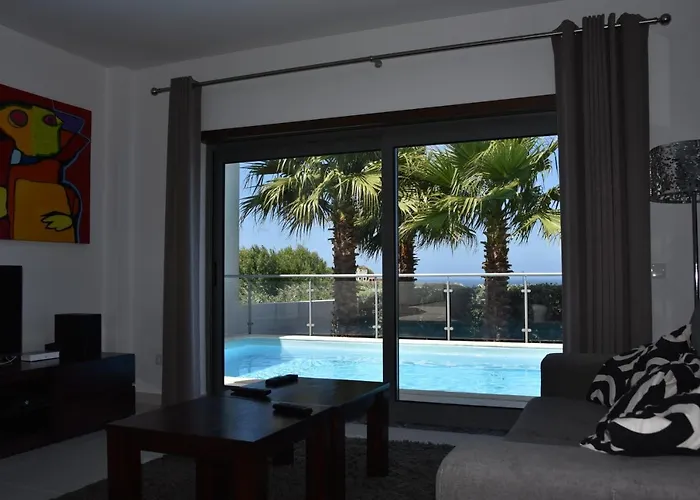 Exclusieve Met Zeezicht En Privézwembad In Atalaia Villa Lourinhã